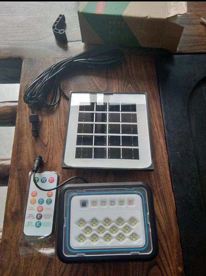 太阳能灯	